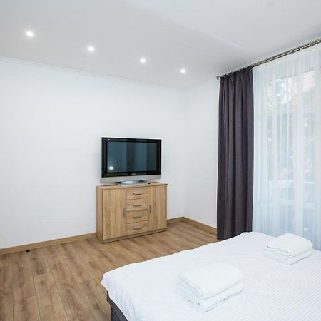 Avangard Kulisha 6B Apart Lviv Buitenkant foto